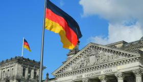 Blick auf den Reichstag in Berlin - in dem ein funktionierender, liberaler Staat durchgesetzt werden muss.